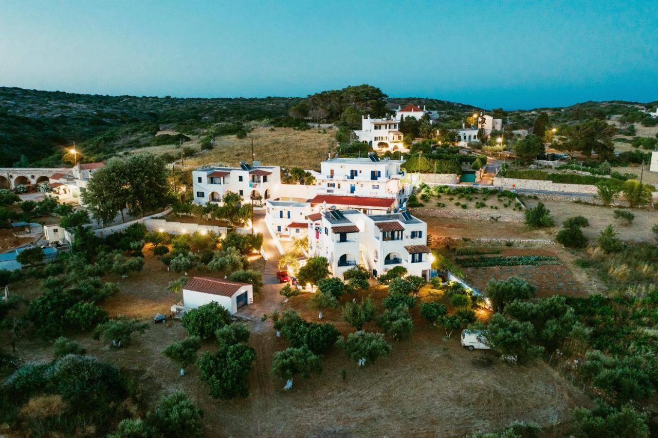 Theofilos Appartements Livadi  Экстерьер фото