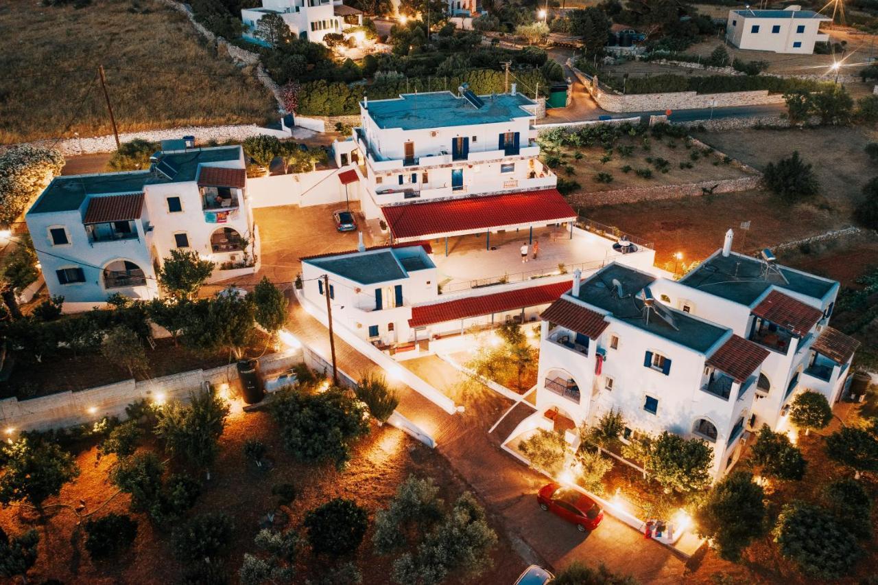 Theofilos Appartements Livadi  Экстерьер фото