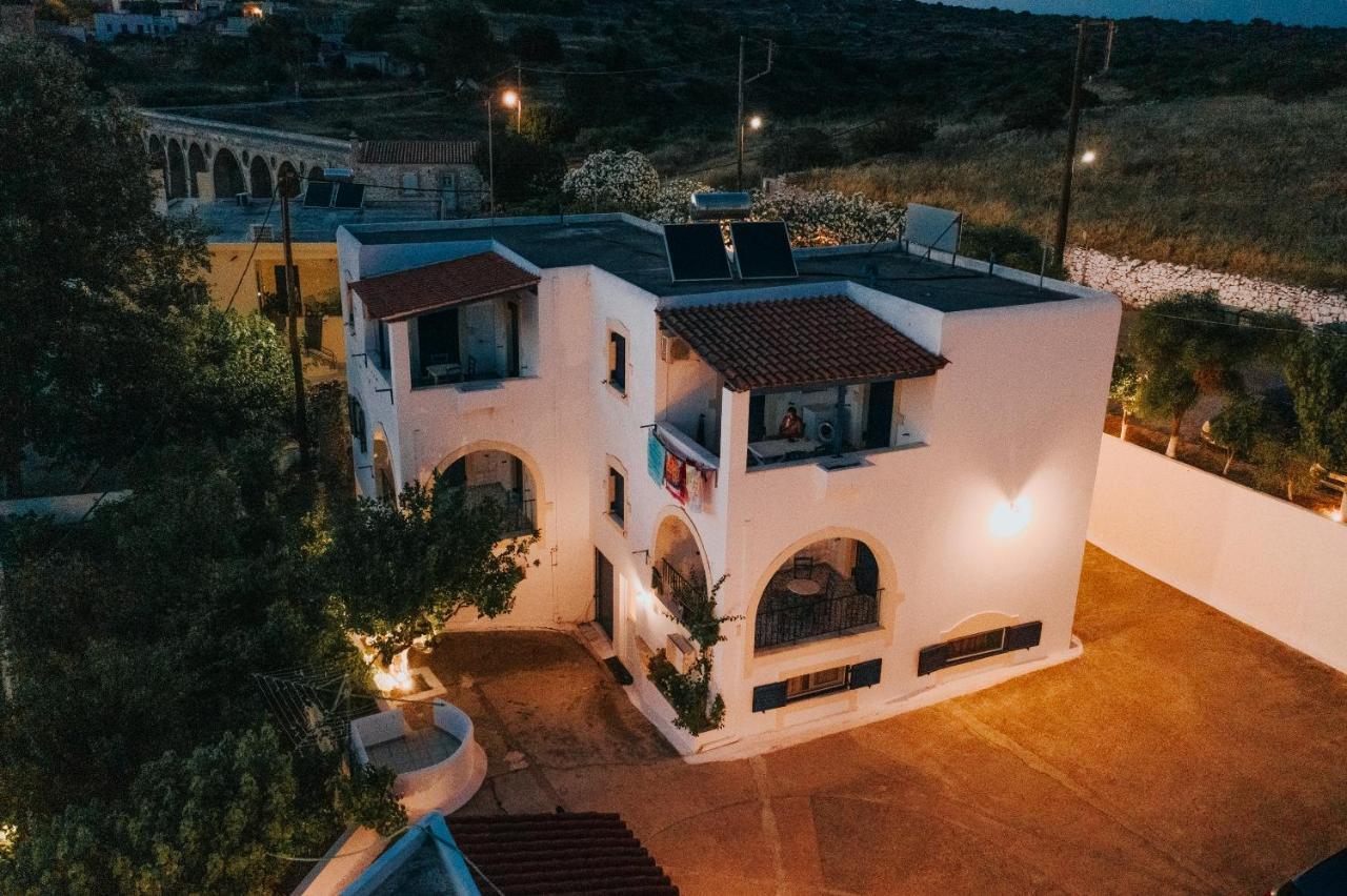 Theofilos Appartements Livadi  Экстерьер фото