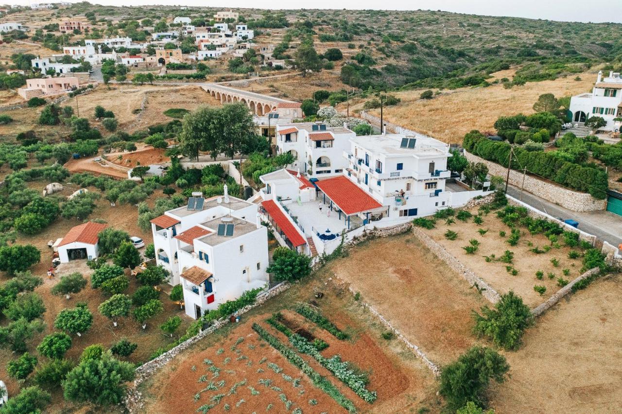 Theofilos Appartements Livadi  Экстерьер фото